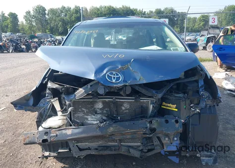 2015 Toyota Sienna from USA, damaged, VIN 5TDZK3DC1FS535383